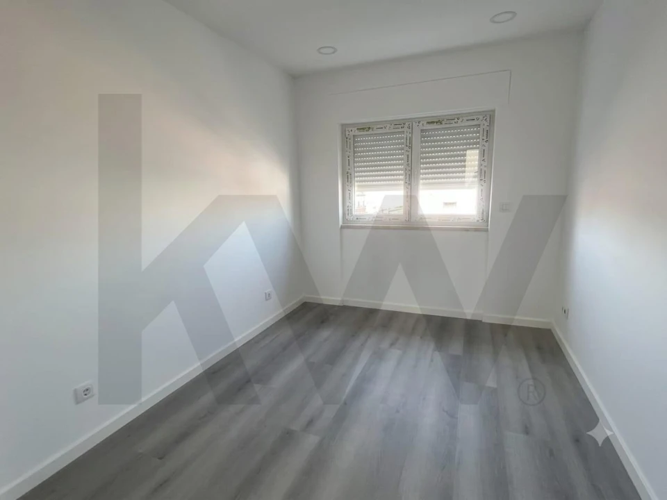 Apartamento T2 para Venda em Baixa da Banheira e Vale da Amoreira Foto 12