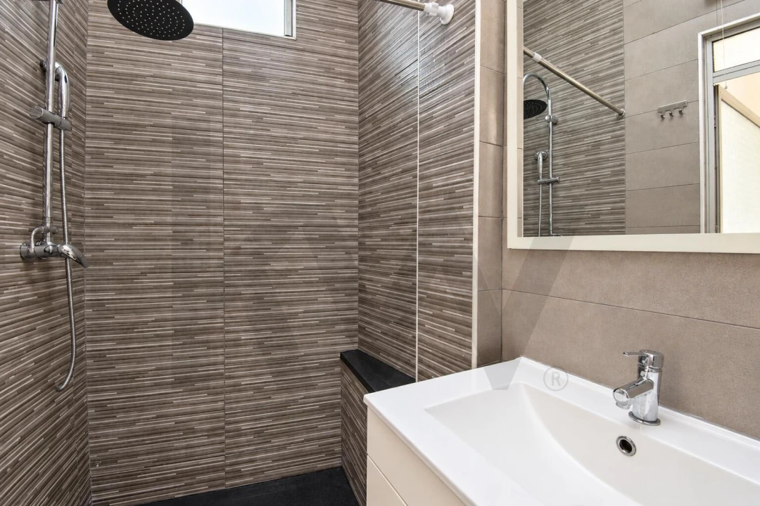 Apartamento T2 para Venda em Campolide Foto 17