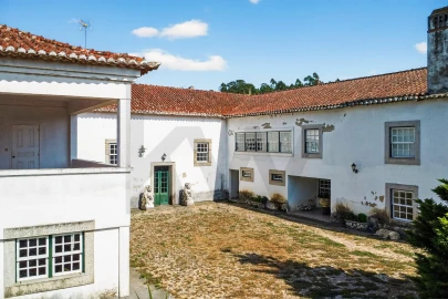 Quinta T9 para Venda em Espariz e Sinde