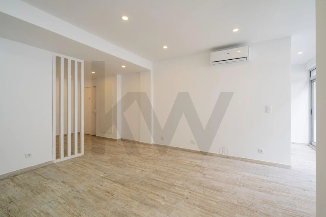 Apartamento T1 para Venda em Algés, Linda-A-Velha e Cruz Quebrada-Dafundo Foto 7