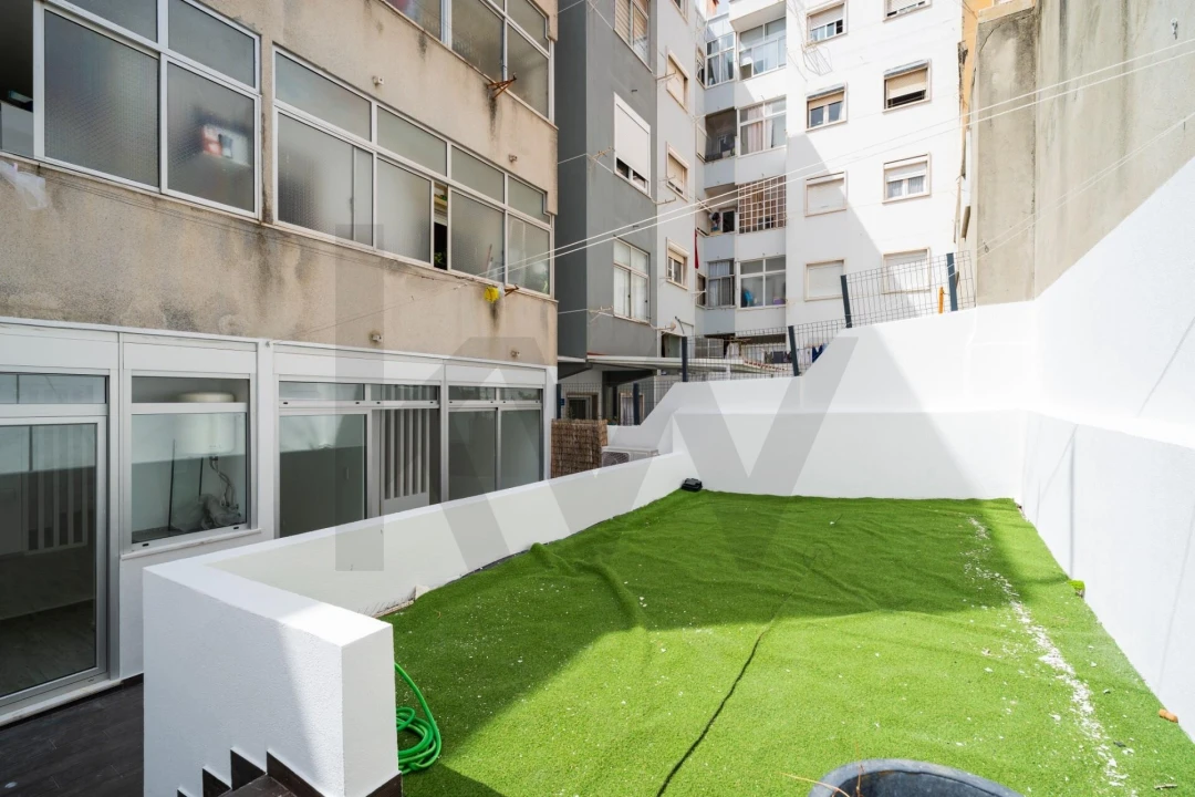 Apartamento T1 para Venda em Algés, Linda-A-Velha e Cruz Quebrada-Dafundo Foto 13