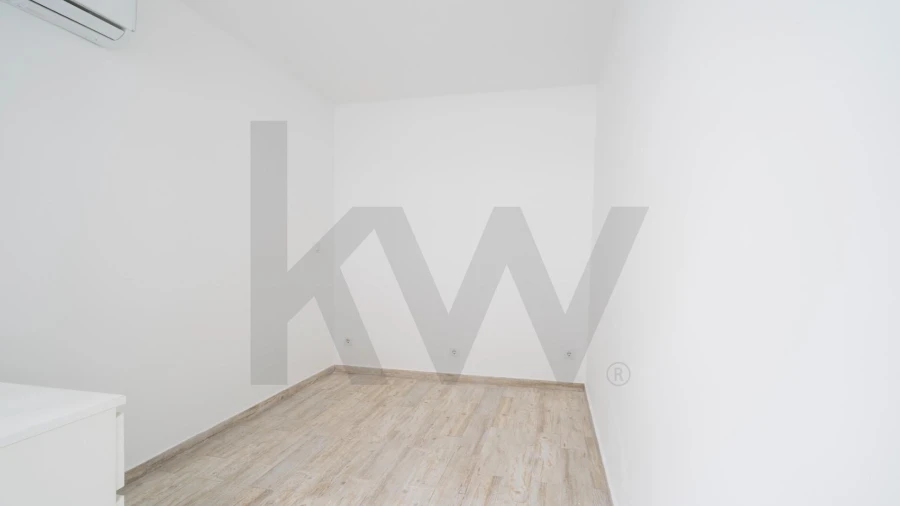 Apartamento T1 para Venda em Algés, Linda-A-Velha e Cruz Quebrada-Dafundo