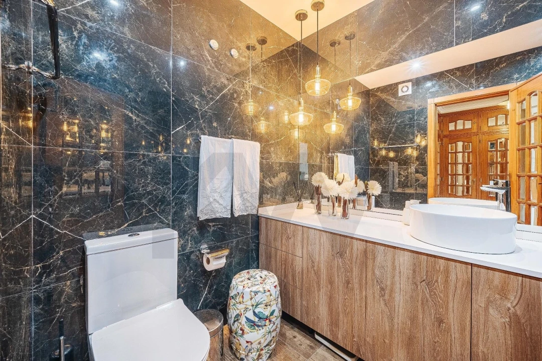 Apartamento T4 para Venda em Algueirão-Mem Martins Foto 6