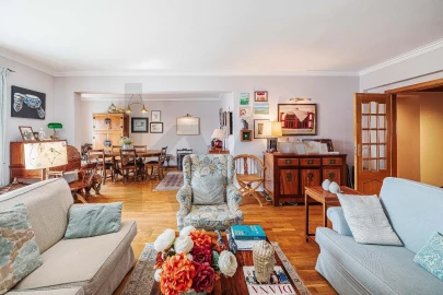 Apartamento T4 para Venda em Algueirão-Mem Martins