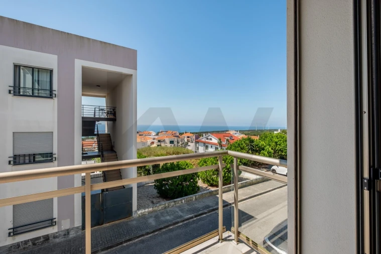 Apartamento T3 para Venda em Nazare Foto 17