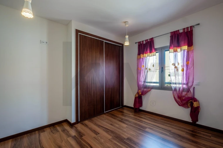 Apartamento T3 para Venda em Nazare Foto 25