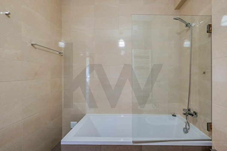 Apartamento T3 para Venda em Nazare Foto 30