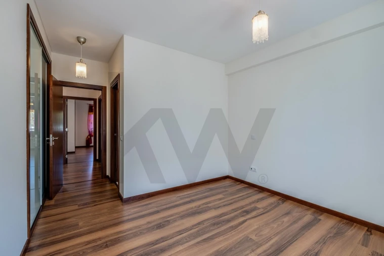 Apartamento T3 para Venda em Nazare Foto 34
