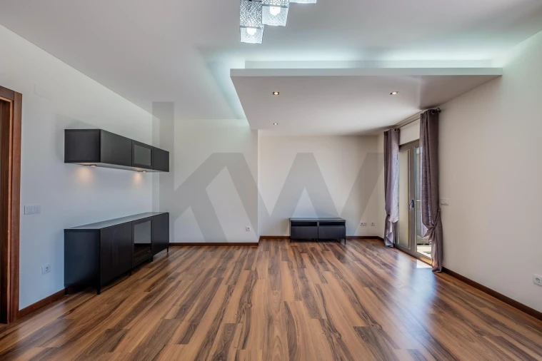 Apartamento T3 para Venda em Nazare Foto 10