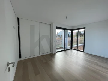 Apartamento T3 para Venda em Caniço