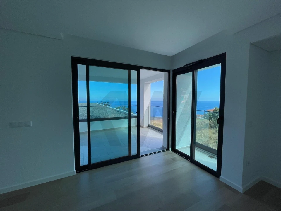 Apartamento T3 para Venda em Caniço Foto 25