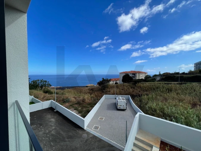 Apartamento T3 para Venda em Caniço Foto 24