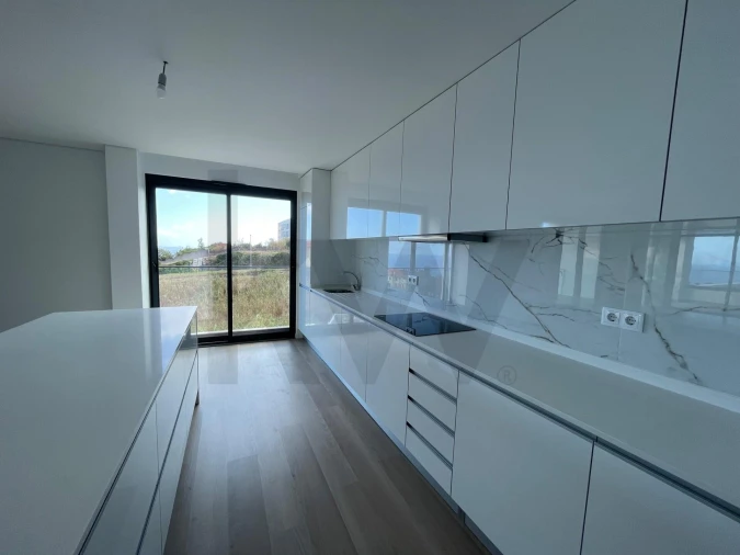 Apartamento T3 para Venda em Caniço Foto 20