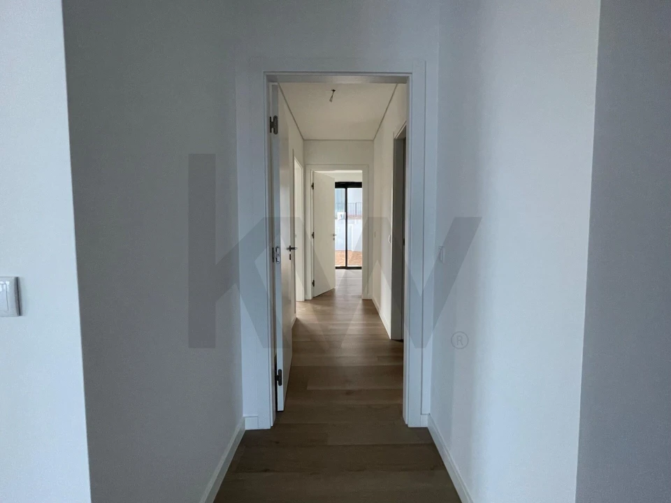 Apartamento T3 para Venda em Caniço Foto 29