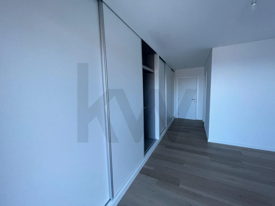 Apartamento T3 para Venda em Caniço Foto 15