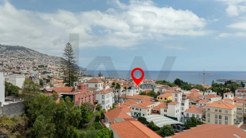 Loja para Venda em Funchal (São Pedro)