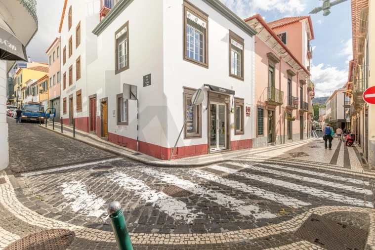 Loja para Venda em Funchal (São Pedro) Foto 19