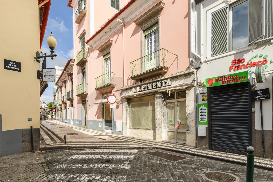 Loja para Venda em Funchal (São Pedro) Foto 21