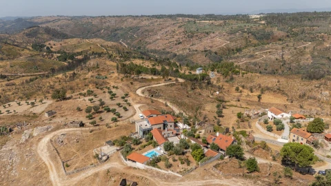 Moradia T6 para Venda em Ervedal e Vila Franca da Beira