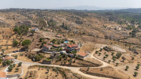Moradia T6 para Venda em Ervedal e Vila Franca da Beira