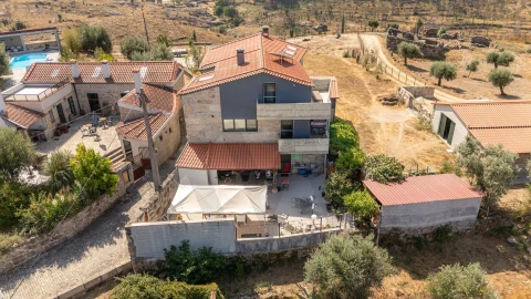 Moradia T6 para Venda em Ervedal e Vila Franca da Beira
