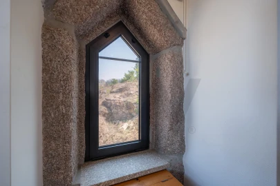 Moradia T6 para Venda em Ervedal e Vila Franca da Beira