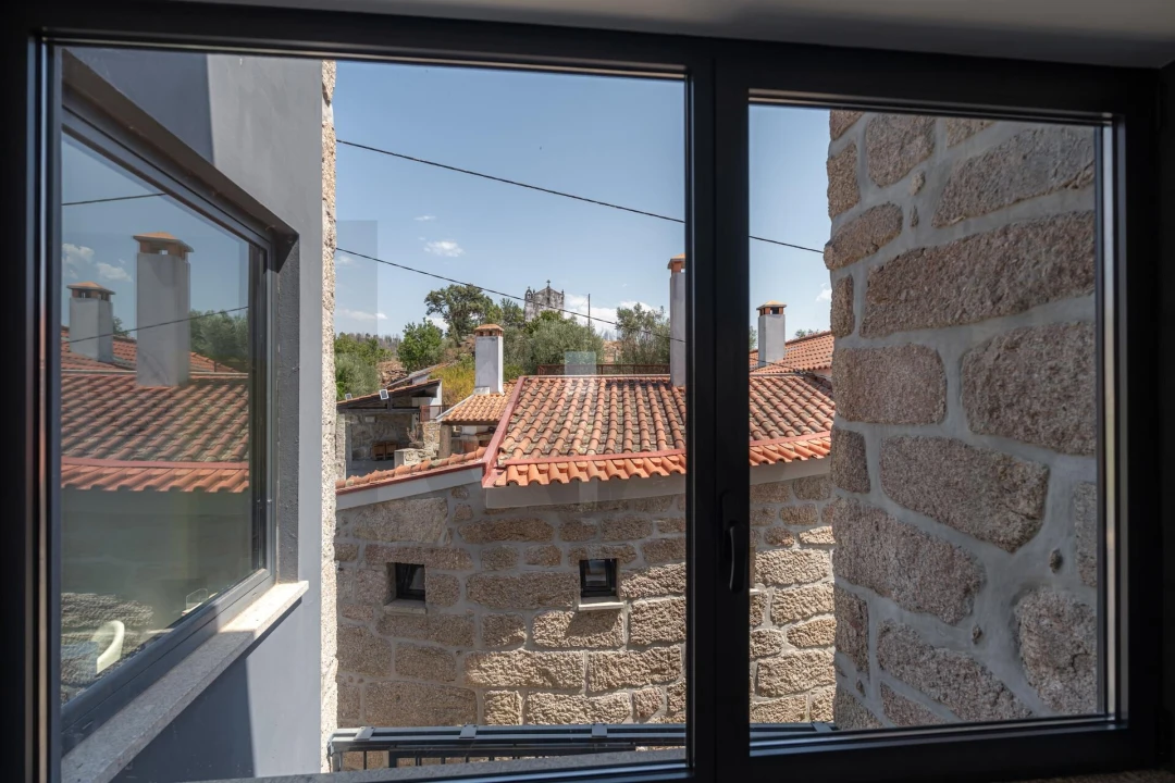 Moradia T6 para Venda em Ervedal e Vila Franca da Beira Foto 11