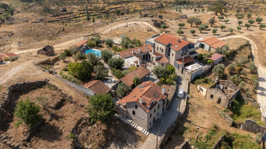Moradia T6 para Venda em Ervedal e Vila Franca da Beira Foto 114