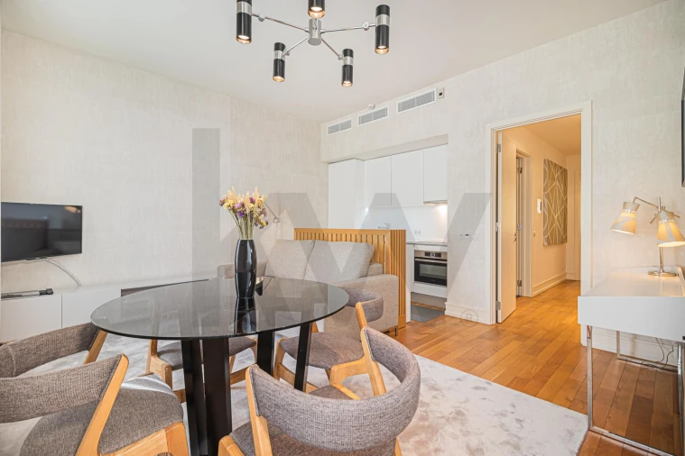 Apartamento T1 para Arrendamento em Santo António Foto 7