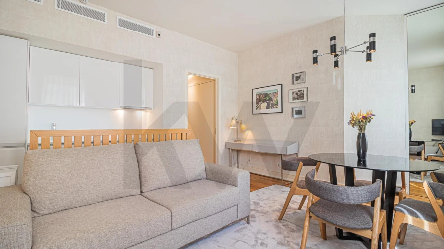 Apartamento T1 para Arrendamento em Santo António