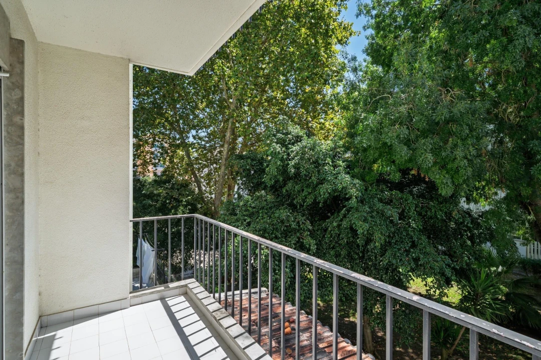 Apartamento T3 para Venda em Carcavelos e Parede Foto 27