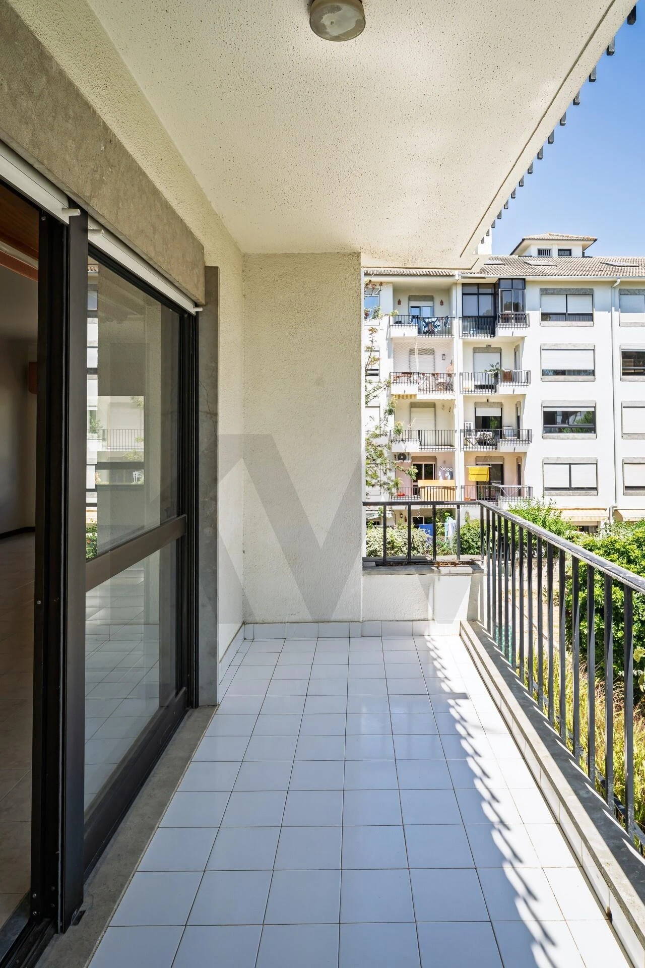 Apartamento T3 para Venda em Carcavelos e Parede Foto 12