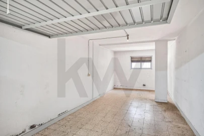 Apartamento T3 para Venda em Carcavelos e Parede