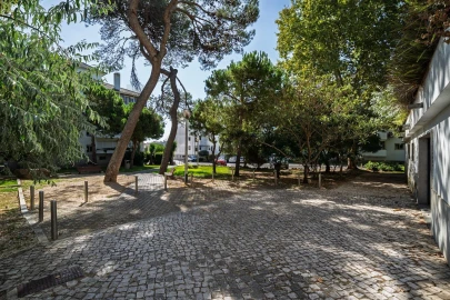Apartamento T3 para Venda em Carcavelos e Parede