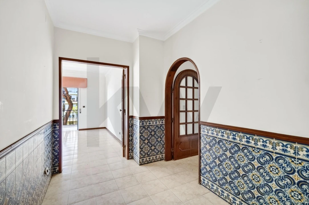 Apartamento T3 para Venda em Carcavelos e Parede Foto 31
