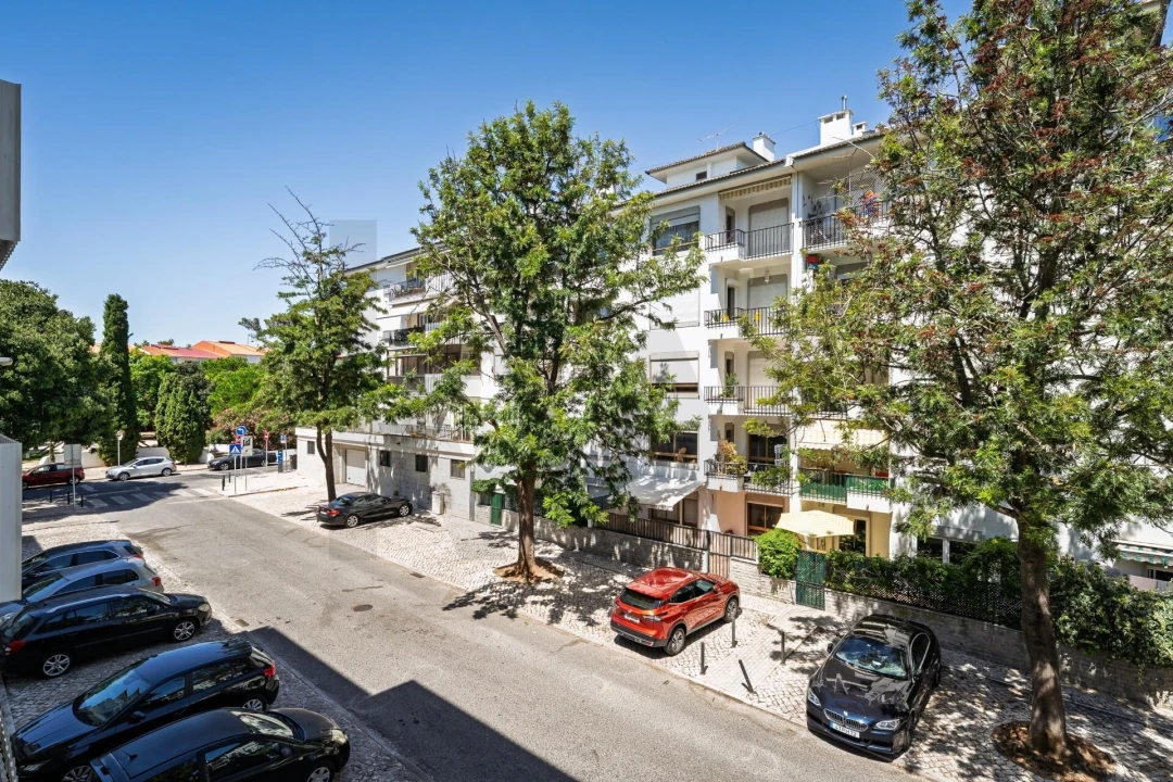Apartamento T3 para Venda em Carcavelos e Parede Foto 8