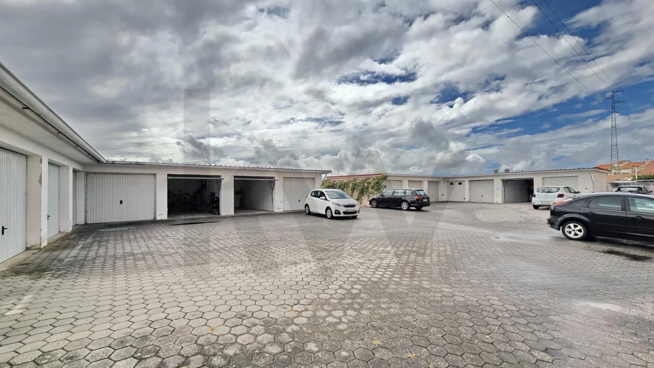 Apartamento T3 para Venda em Oiã Foto 34