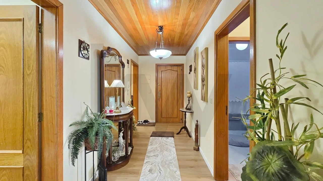 Apartamento T3 para Venda em Oiã Foto 7