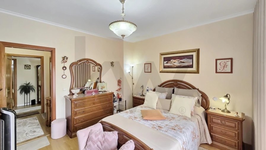 Apartamento T3 para Venda em Oiã Foto 9