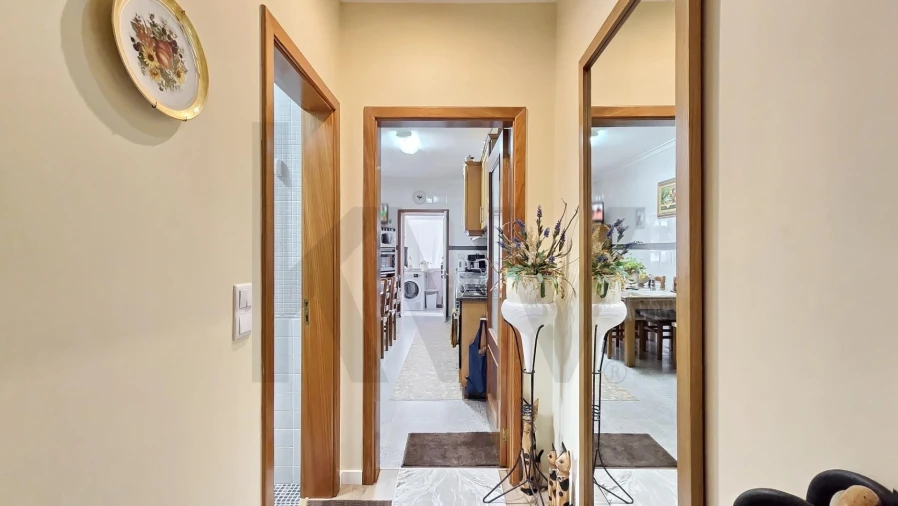 Apartamento T3 para Venda em Oiã Foto 24