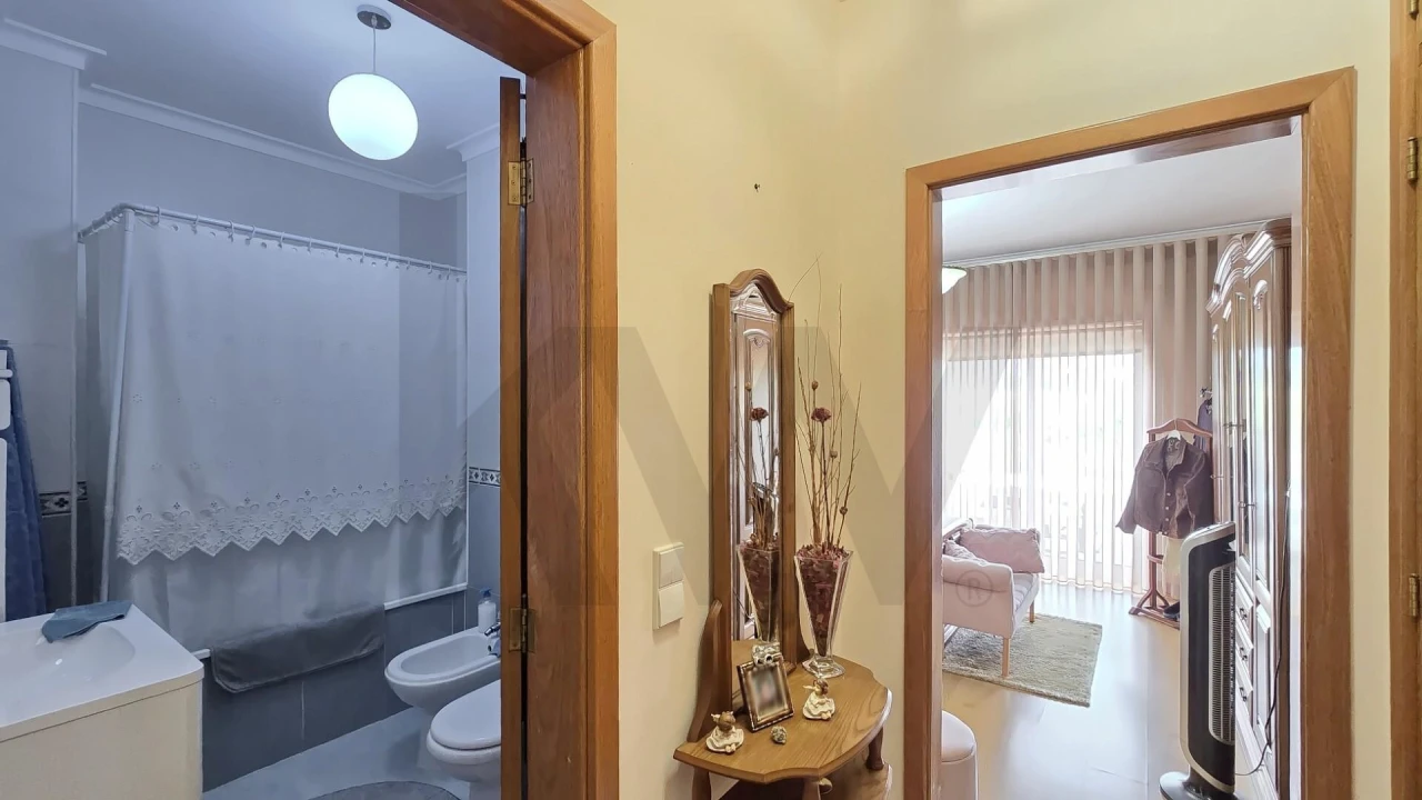 Apartamento T3 para Venda em Oiã Foto 30
