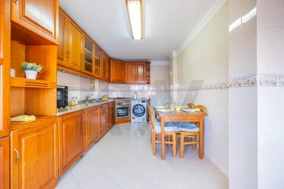 Apartamento T3 para Venda em Almada, Cova da Piedade, Pragal e Cacilhas