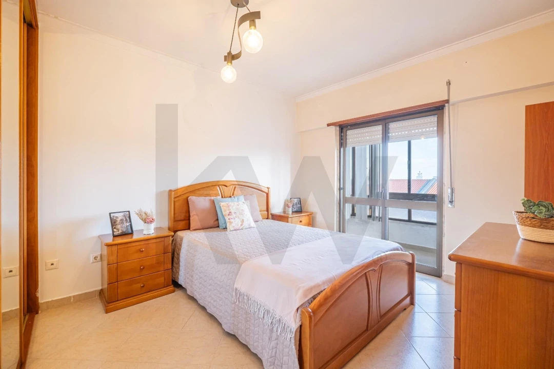 Apartamento T3 para Venda em Almada, Cova da Piedade, Pragal e Cacilhas Foto 26