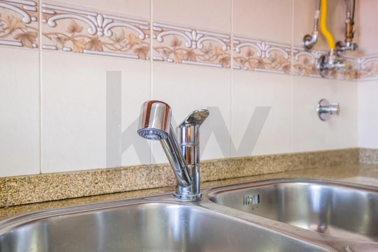 Apartamento T3 para Venda em Almada, Cova da Piedade, Pragal e Cacilhas Foto 45