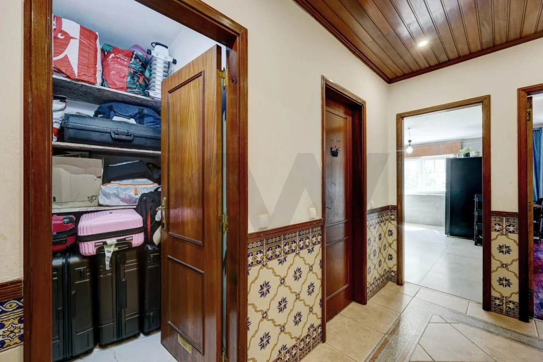 Apartamento T2 para Venda em Massamá e Monte Abraão Foto 19