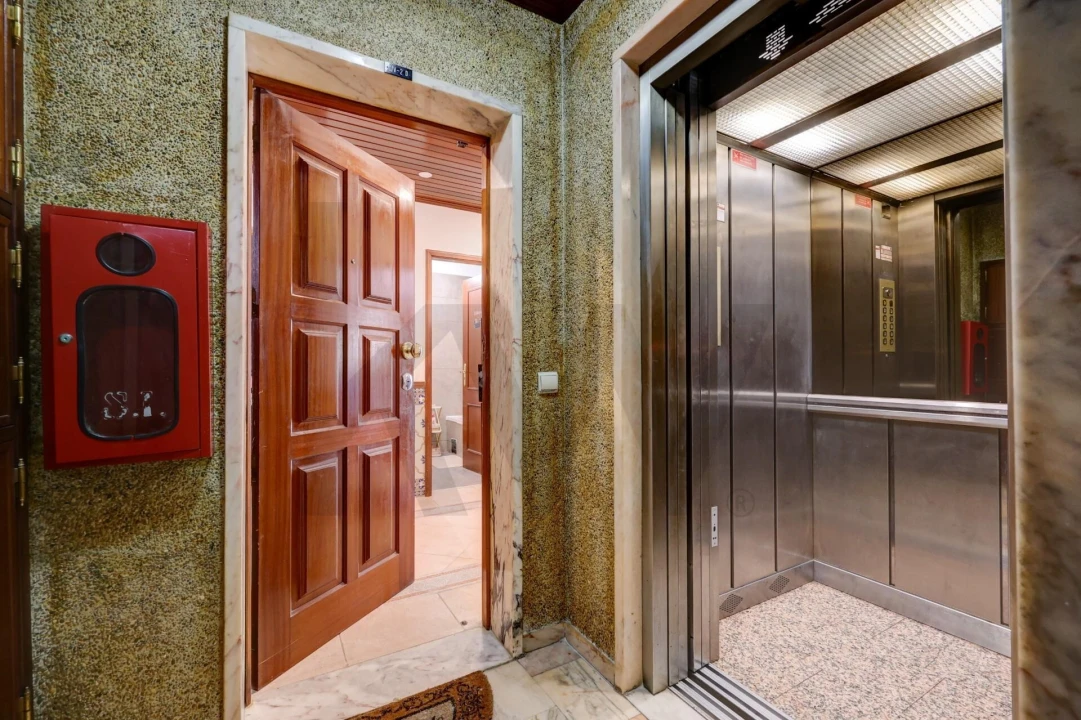 Apartamento T2 para Venda em Massamá e Monte Abraão Foto 24