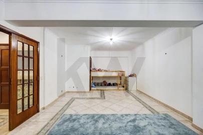 Apartamento T2 para Venda em Massamá e Monte Abraão