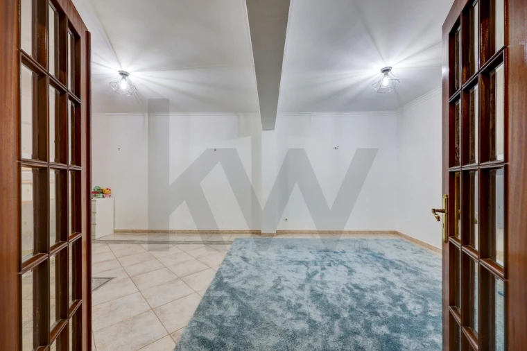 Apartamento T2 para Venda em Massamá e Monte Abraão Foto 17