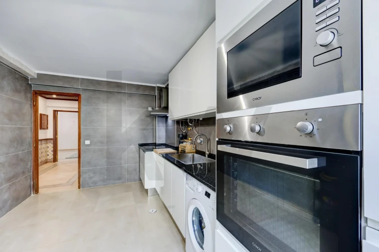 Apartamento T2 para Venda em Massamá e Monte Abraão Foto 5