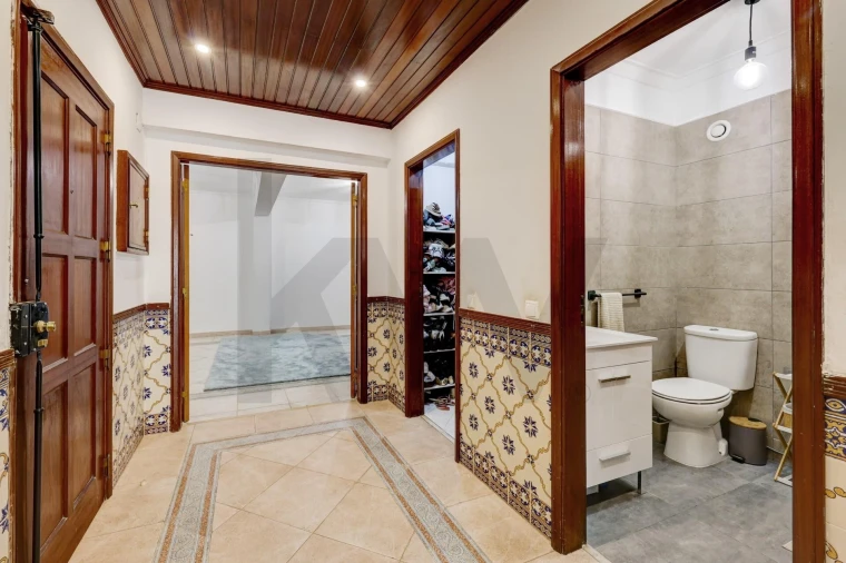 Apartamento T2 para Venda em Massamá e Monte Abraão Foto 22